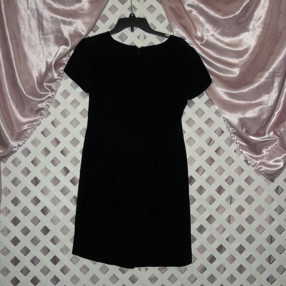 YL Dress Size 8P - Picture 2 of 6